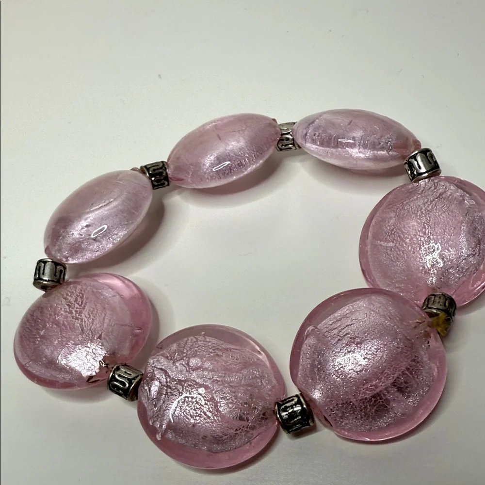 Elegant Pink glass frosted discs Beaded stretch Bracelet so pretty